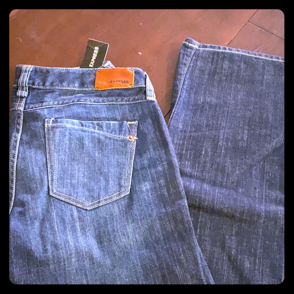 NWT Express Zelda jeans